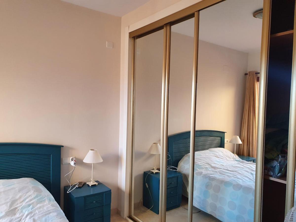 Seaview A Spectacular 3 Bed 3 Bathroom Penthouse Манільва Екстер'єр фото