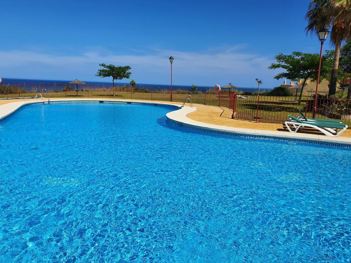 Seaview A Spectacular 3 Bed 3 Bathroom Penthouse Манільва Екстер'єр фото