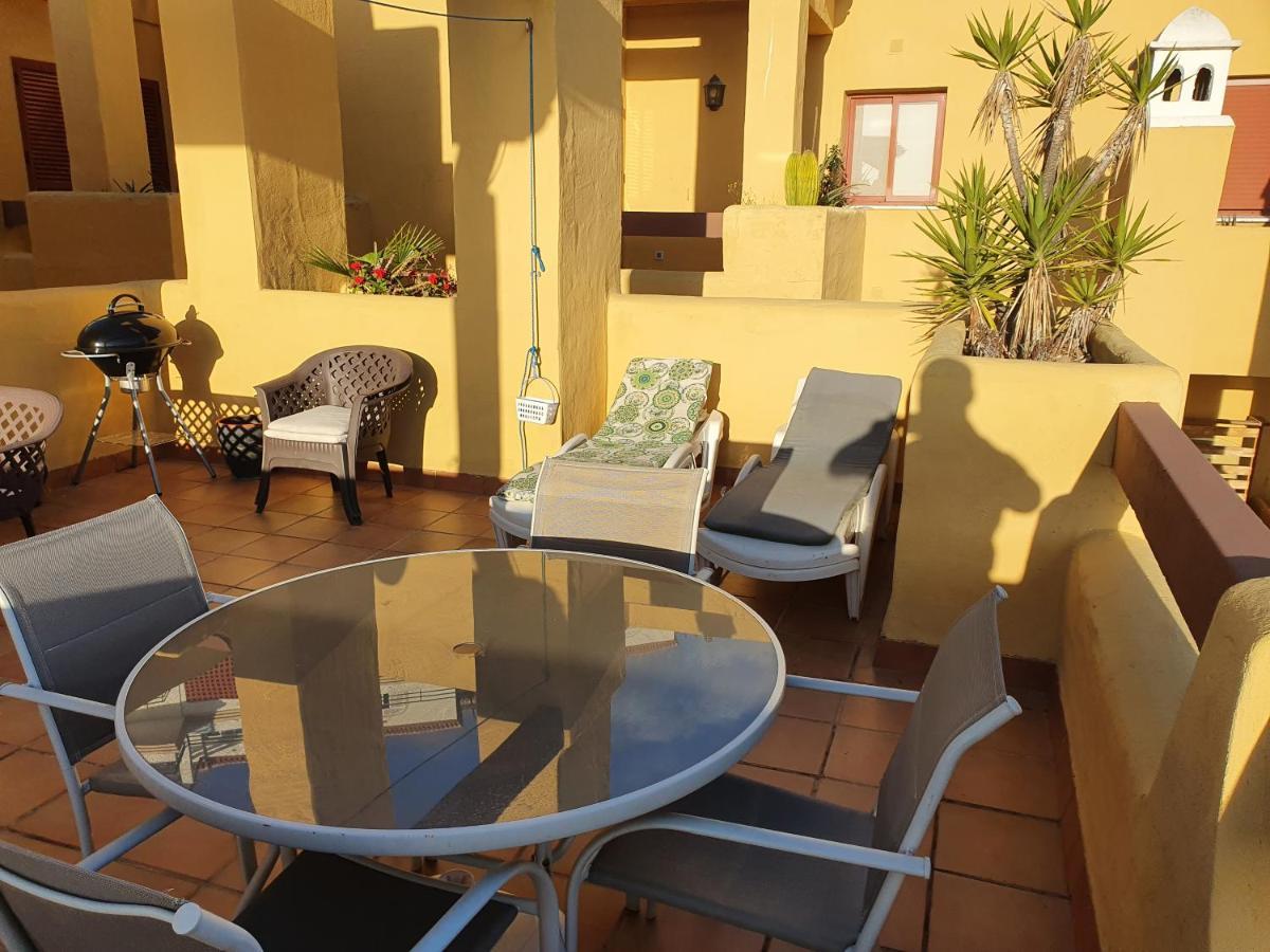 Seaview A Spectacular 3 Bed 3 Bathroom Penthouse Манільва Екстер'єр фото